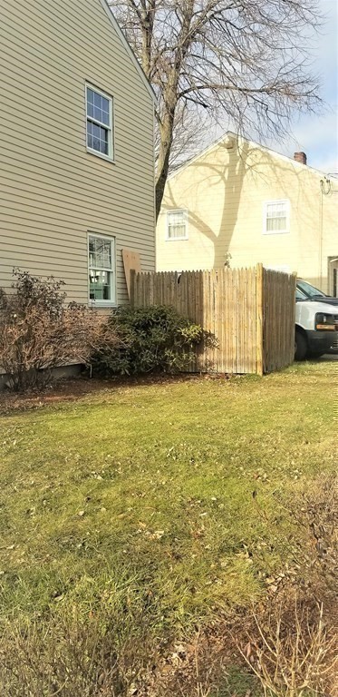 3 bed, 1 bath apartment for rent at 181 Warren St Unit 181, Watertown — photo 19 of 20