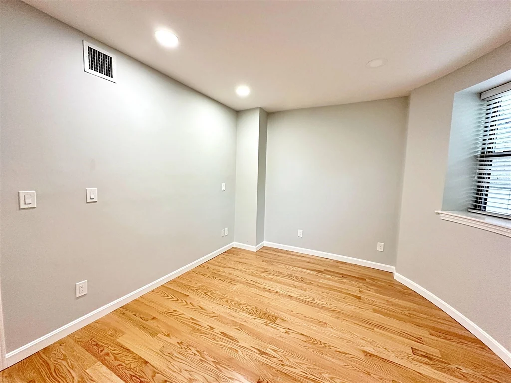 1 bed, 1 bath apartment for rent at 181 Webster St Unit 1, East Boston — photo 13 of 18