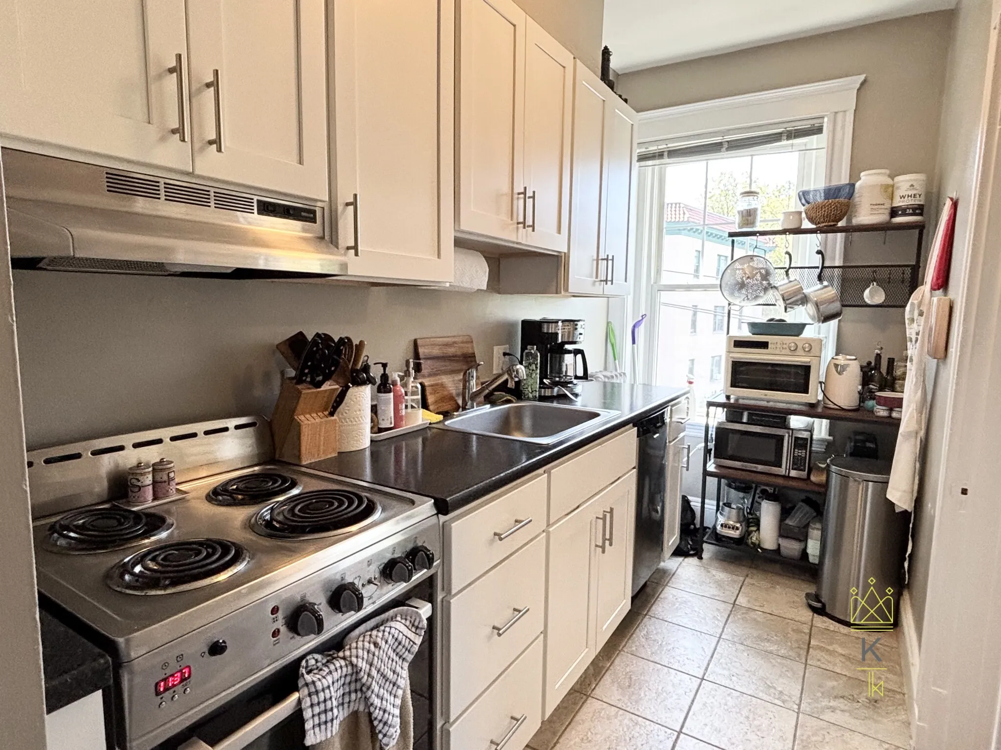 1 bed, 1 bath apartment for rent at 181 Winthrop Rd Unit 7, Aspinwall Hill — photo 8 of 12