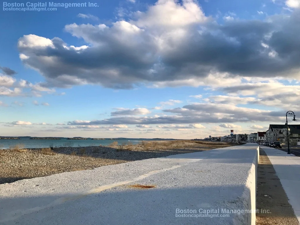 2 bed, 1 bath apartment for rent at 181 Winthrop Shore Unit 2, Winthrop — photo 4 of 16