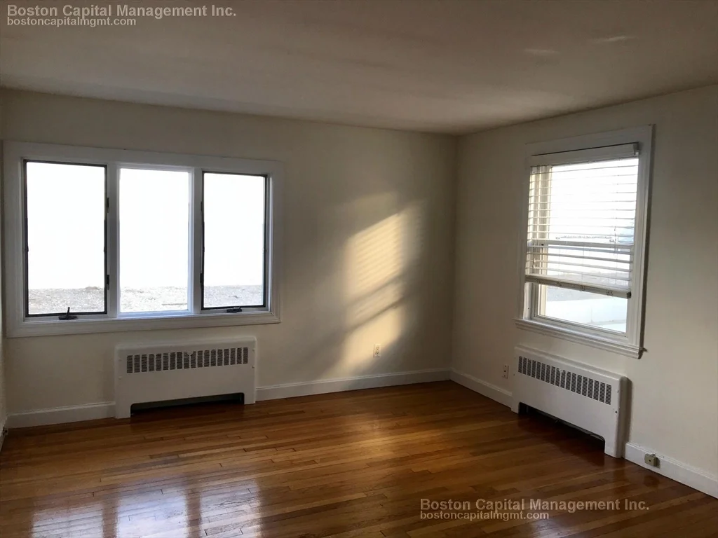 2 bed, 1 bath apartment for rent at 181 Winthrop Shore Unit 2, Winthrop — photo 9 of 16