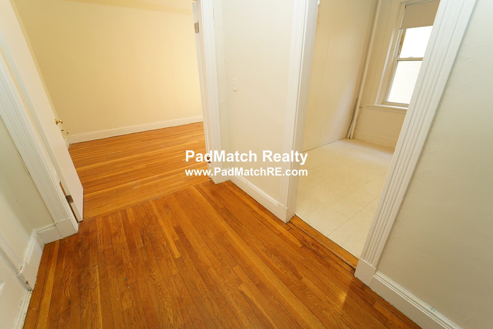 1 split bed, 1 bath apartment for rent at 1810 Commonwealth Ave Unit 15, Brighton — photo 3 of 18