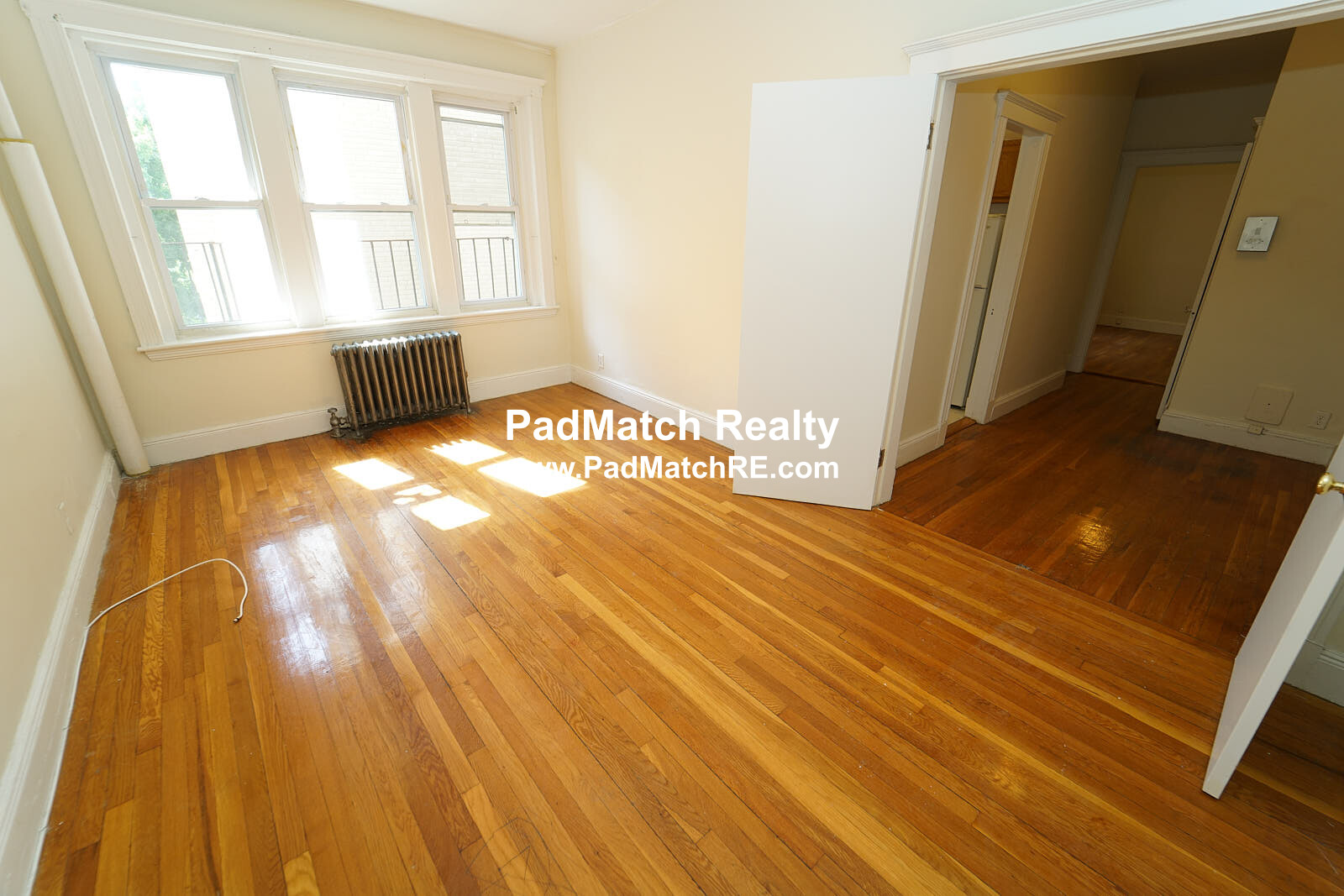 1 split bed, 1 bath apartment for rent at 1810 Commonwealth Ave Unit 15, Brighton — photo 2 of 18