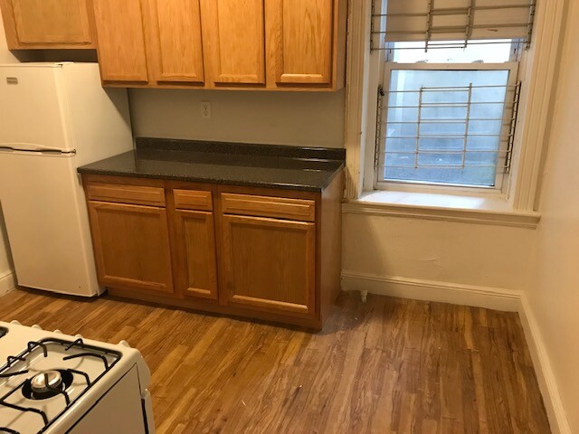 2 bed, 1 bath apartment for rent at 1810 Commonwealth Ave Unit 1N, Brighton — photo 16 of 25