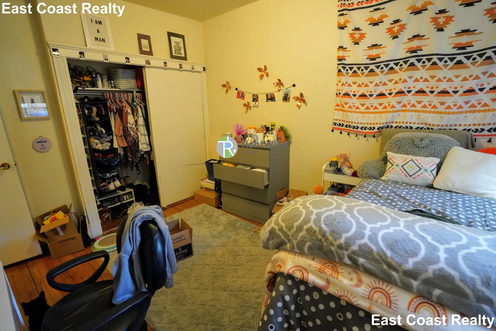 2 bed, 1 bath apartment for rent at 1810 Commonwealth Ave Unit 2, Brighton — photo 2 of 25