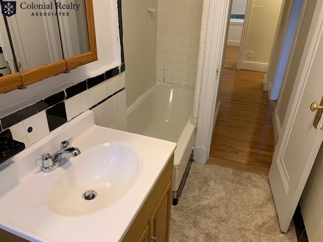 1 bed, 1 bath apartment for rent at 1810 Commonwealth Ave Unit 29, Brighton — photo 2 of 12