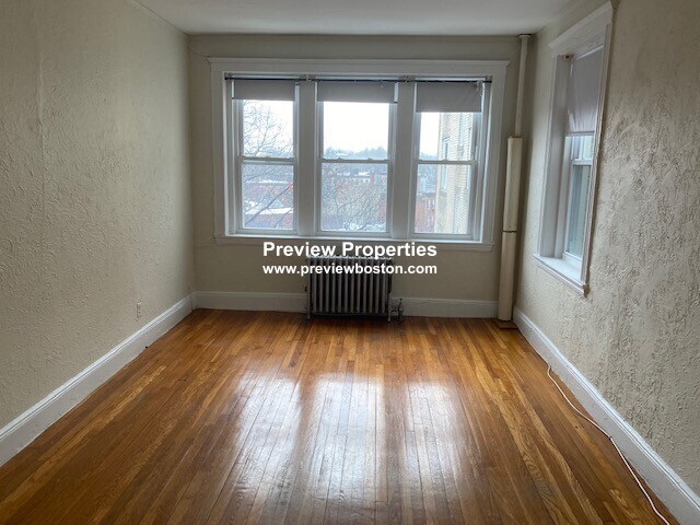 1 bed, 1 bath apartment for rent at 1810 Commonwealth Ave Unit 29P, Brighton — photo 2 of 6