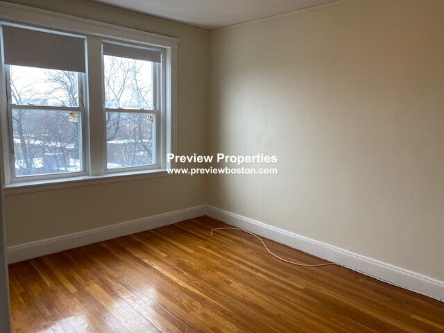1 bed, 1 bath apartment for rent at 1810 Commonwealth Ave Unit 29P, Brighton — photo 4 of 6