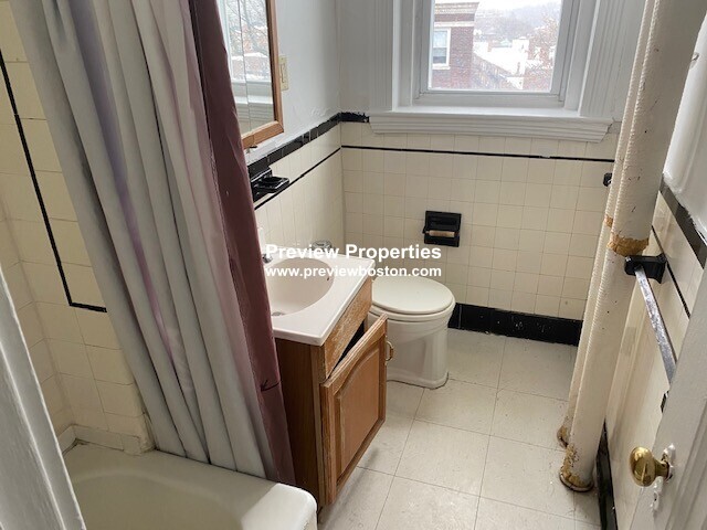 1 bed, 1 bath apartment for rent at 1810 Commonwealth Ave Unit 29P, Brighton — photo 5 of 6