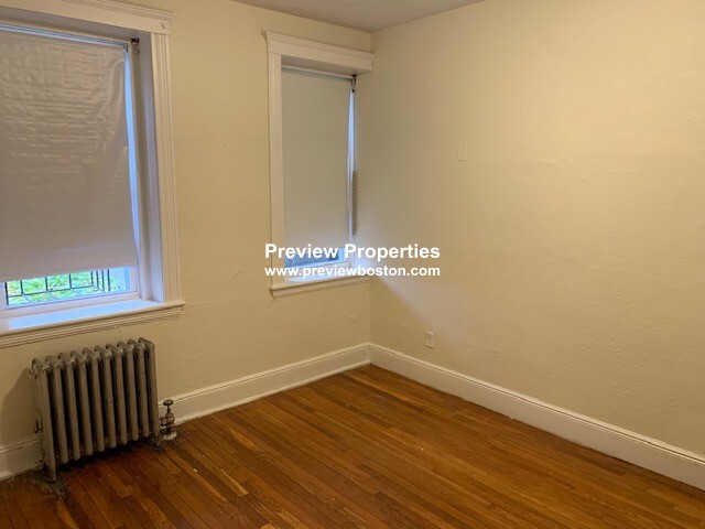2 bed, 1 bath apartment for rent at 1810 Commonwealth Ave Unit 2P, Brighton — photo 9 of 12
