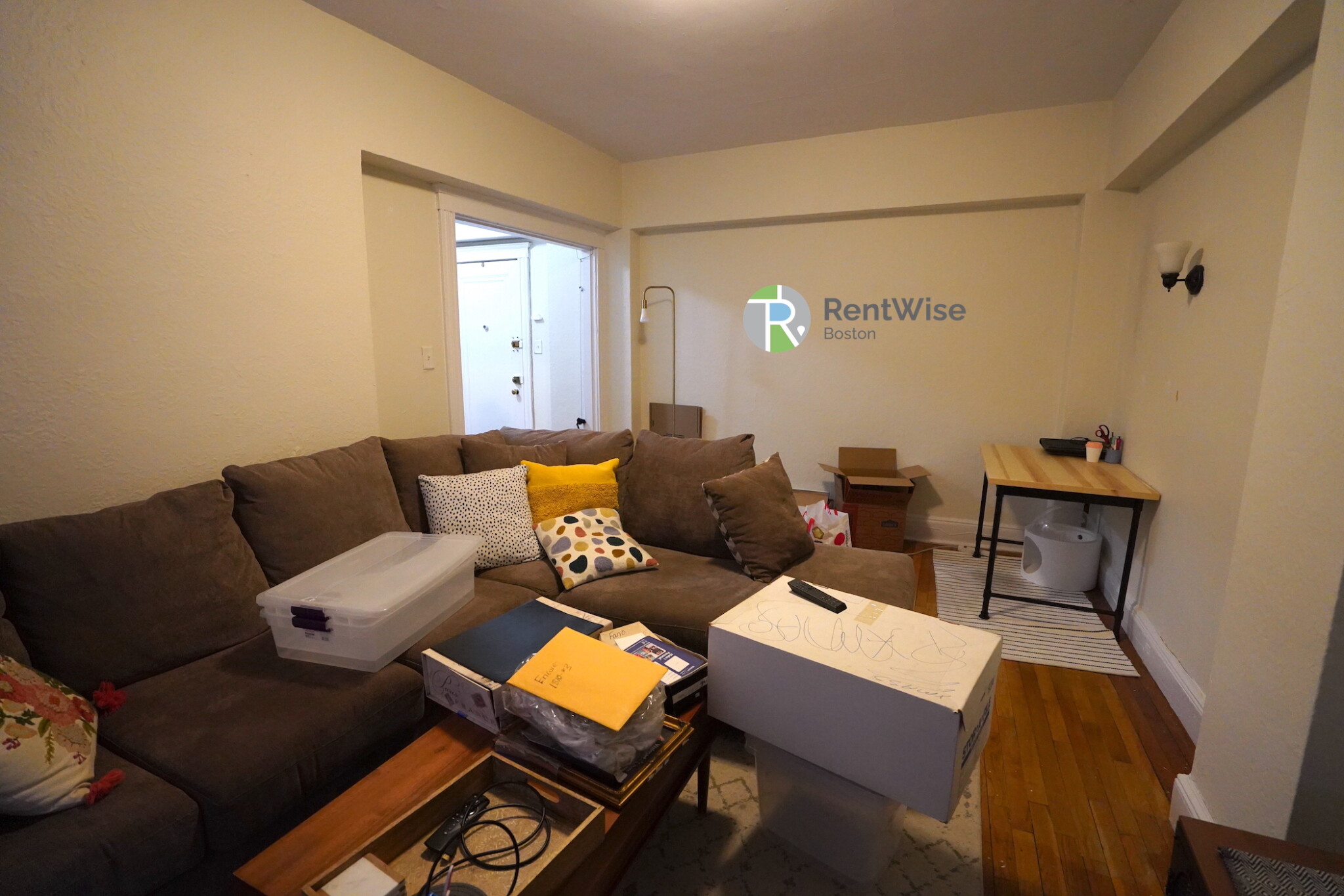 1 bed, 1 bath apartment for rent at 1810 Commonwealth Ave Unit 3, Brighton — photo 1 of 13