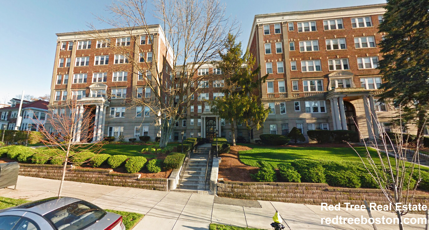 1 bed, 1 bath apartment for rent at 1810 Commonwealth Ave Unit 35, Brighton — photo 14 of 16