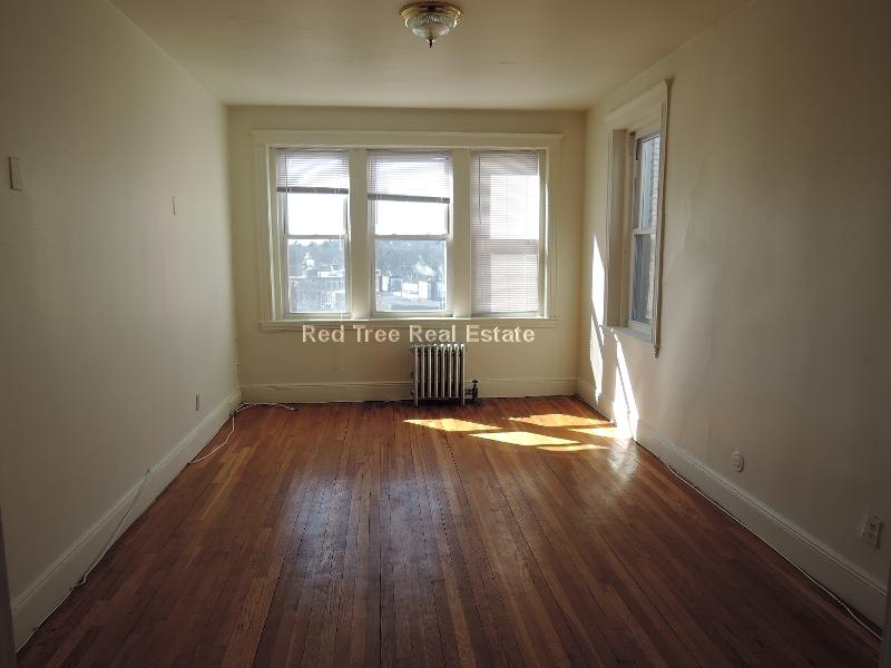 1 bed, 1 bath apartment for rent at 1810 Commonwealth Ave Unit 35, Brighton — photo 2 of 16