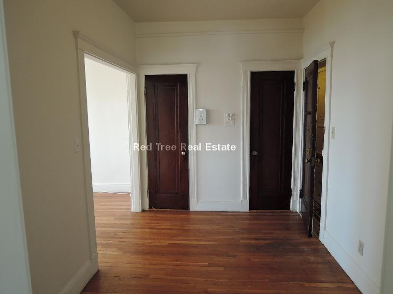 1 bed, 1 bath apartment for rent at 1810 Commonwealth Ave Unit 35, Brighton — photo 10 of 16