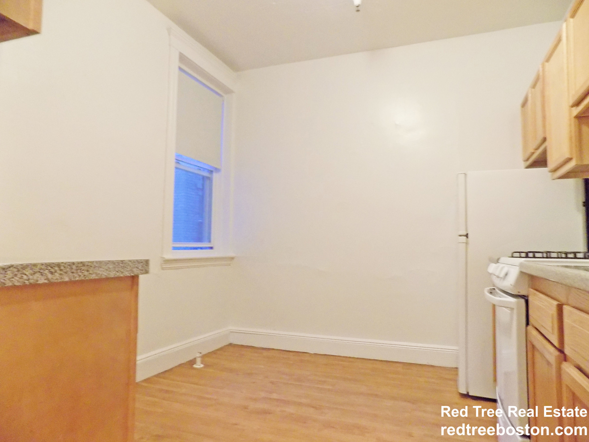 2 bed, 1 bath apartment for rent at 1810 Commonwealth Ave Unit 7, Brighton — photo 2 of 26