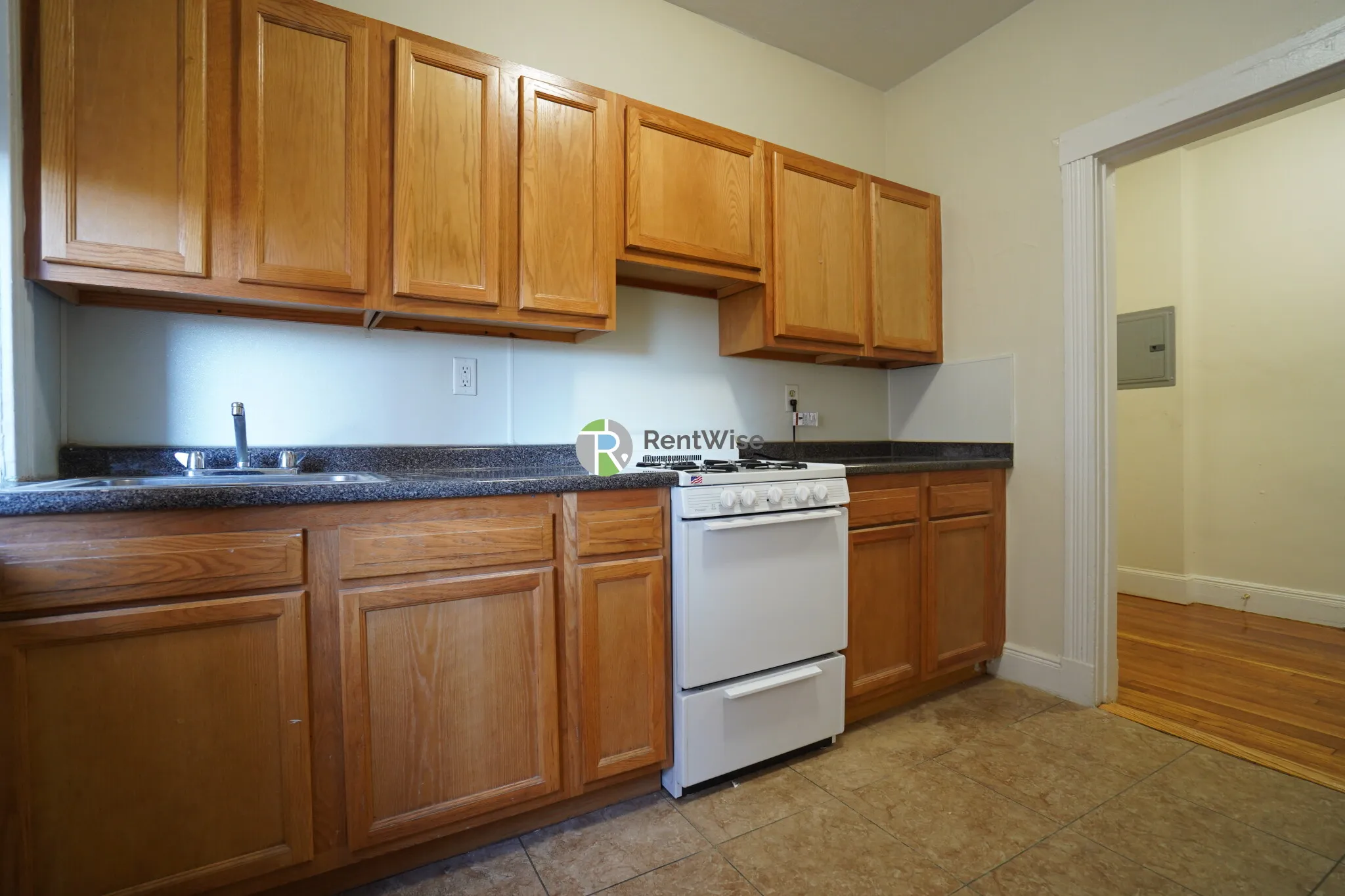 1 bed, 1 bath apartment for rent at 1810 Commonwealth Ave Unit 9A, Brighton — photo 6 of 23