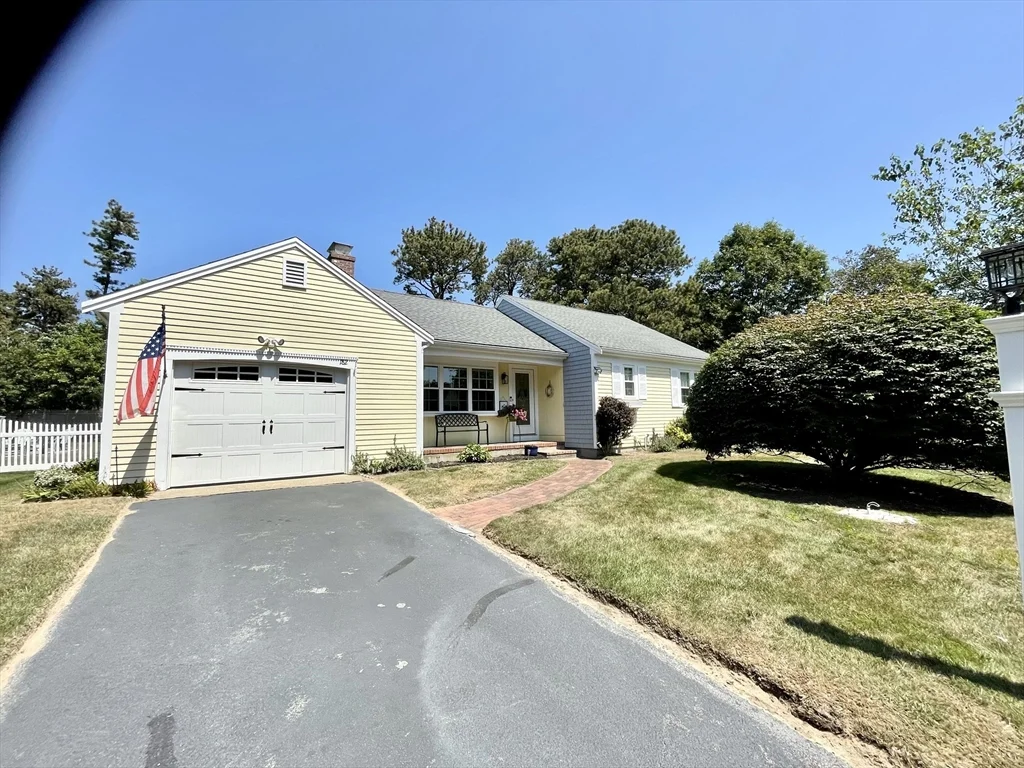 2 bed, 2 bath apartment for rent at 182 Beacon St Unit 182, South Yarmouth — photo 4 of 22