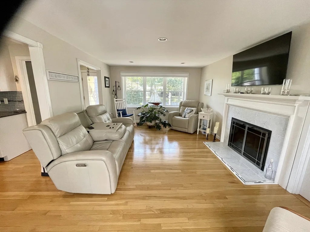 2 bed, 2 bath apartment for rent at 182 Beacon St Unit 182, South Yarmouth — photo 10 of 22