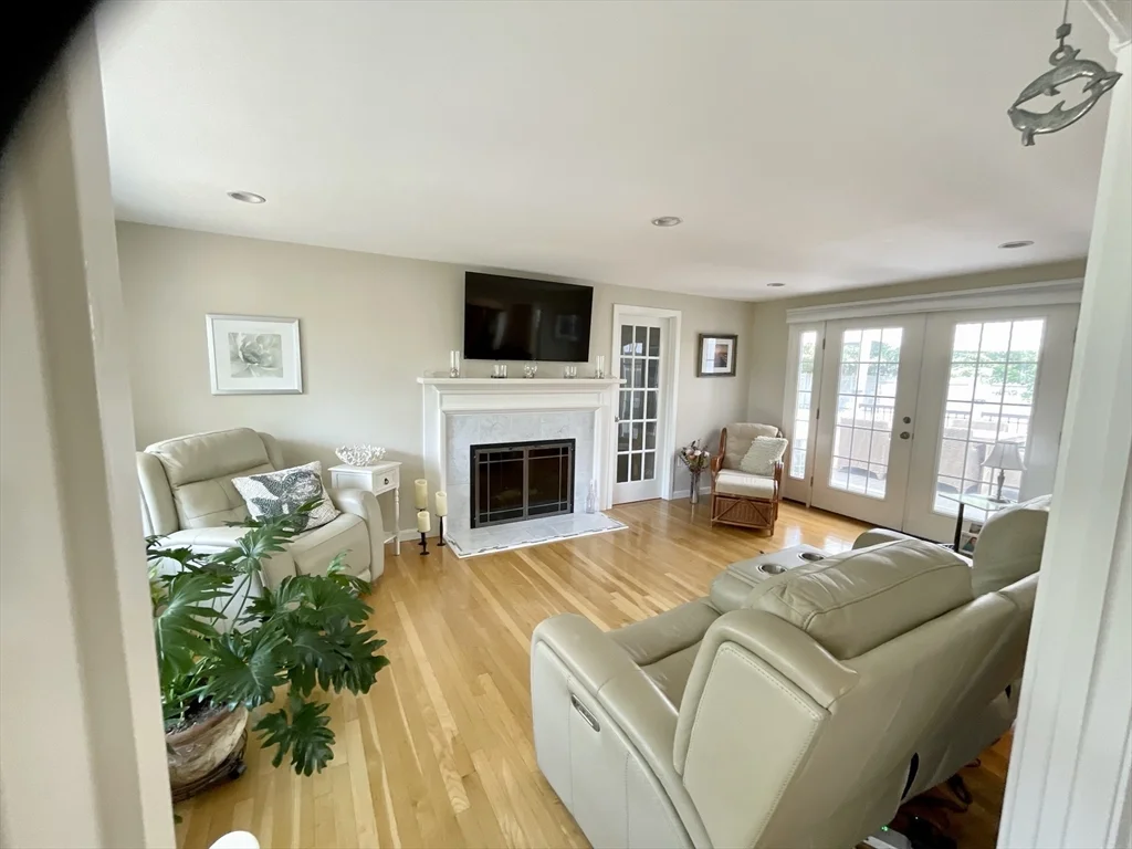 2 bed, 2 bath apartment for rent at 182 Beacon St Unit 182, South Yarmouth — photo 8 of 22