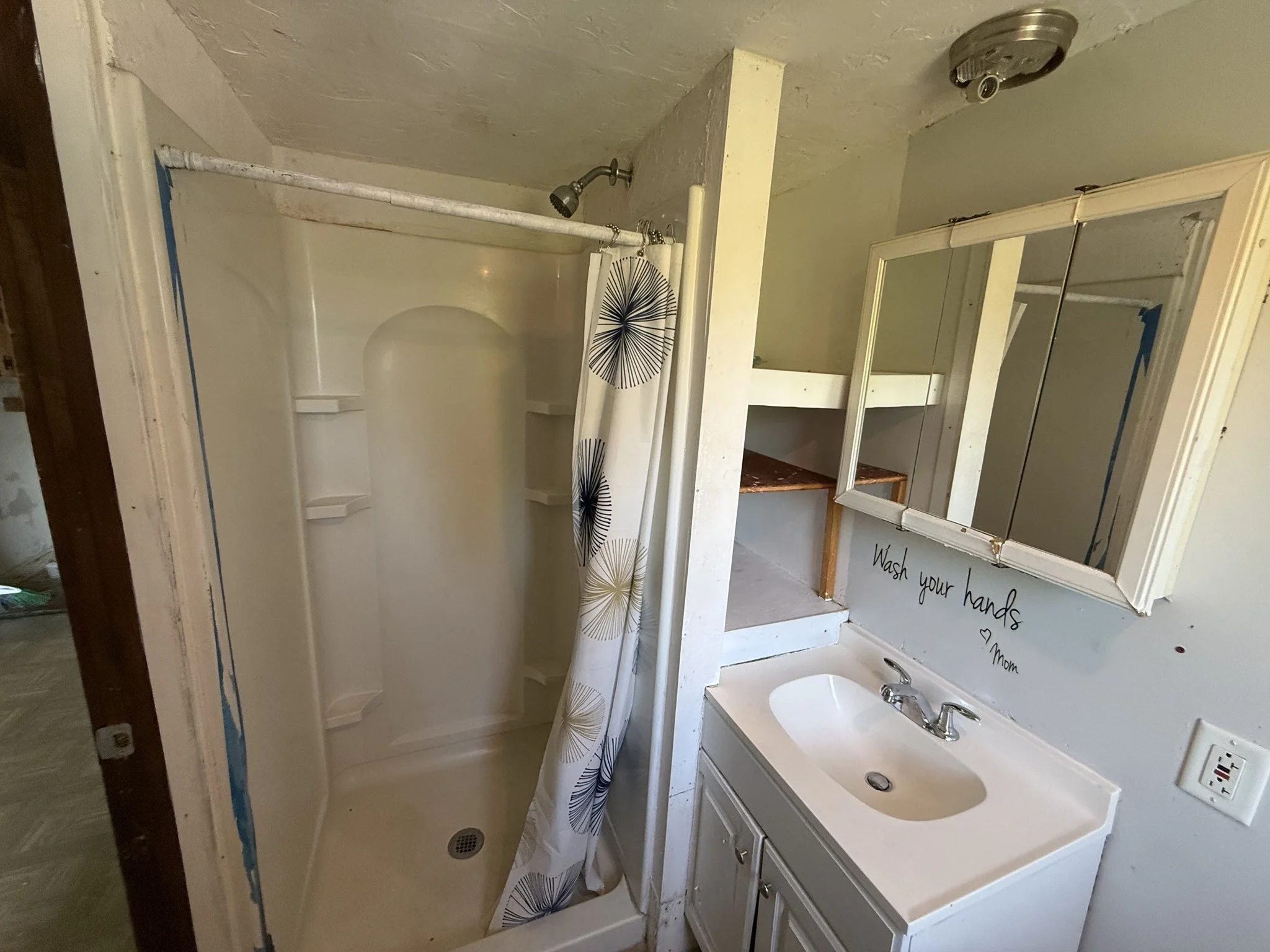 3 bed, 1 bath apartment for rent at 182 East Main St Unit 2, Milford — photo 12 of 12