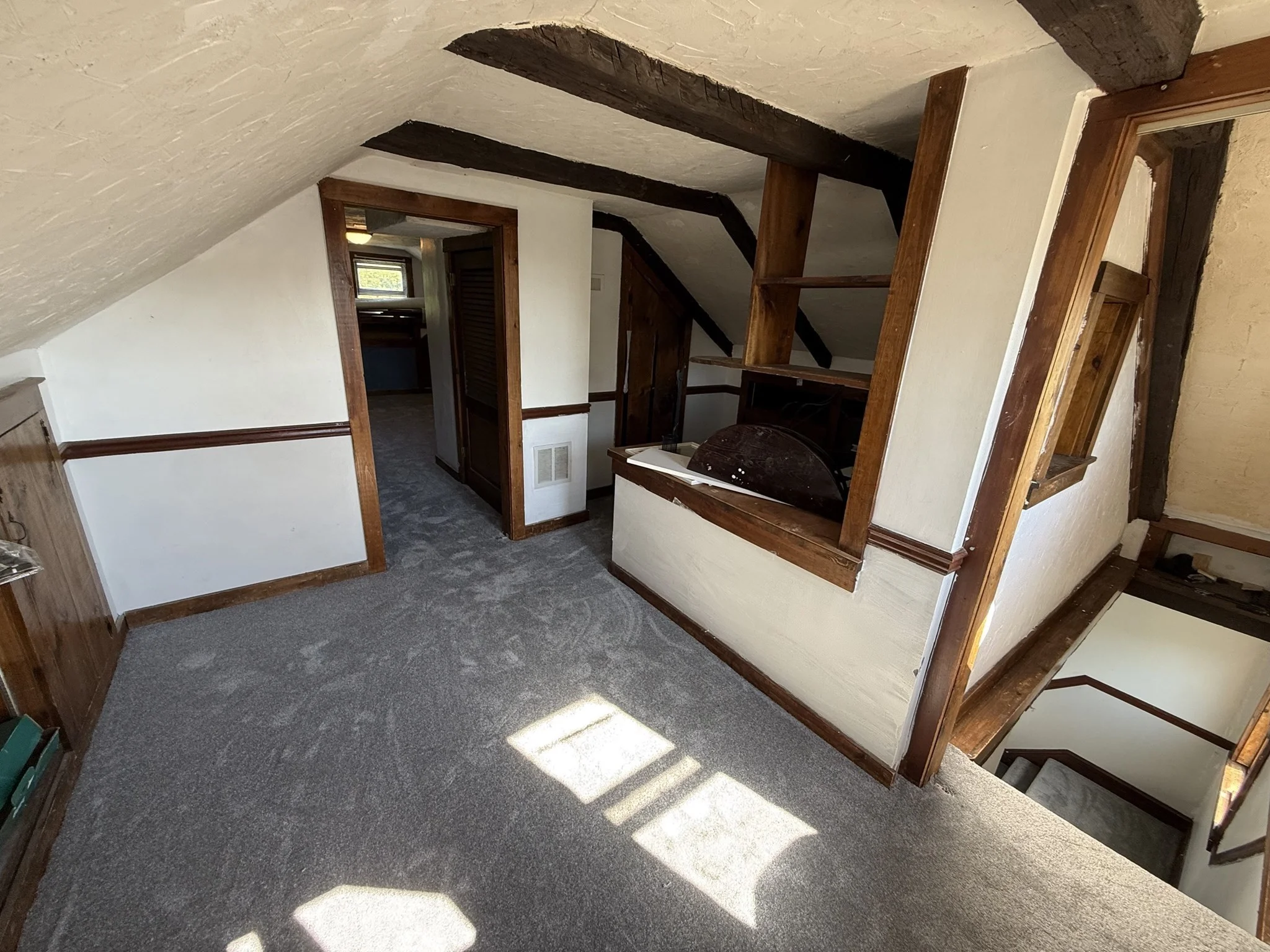 3 bed, 1 bath apartment for rent at 182 East Main St Unit 2, Milford — photo 6 of 12