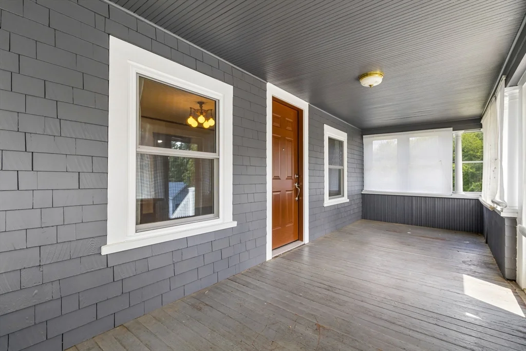 3 bed, 2 bath apartment for rent at 182 Greenwood St, Marlborough — photo 16 of 33