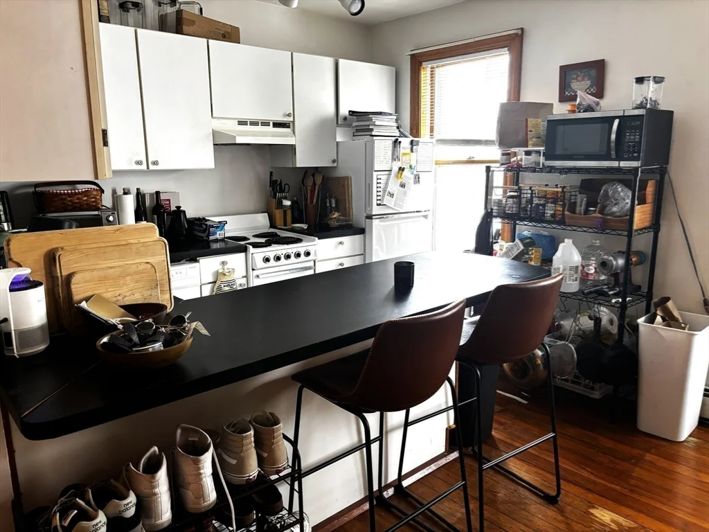 1 bed, 1 bath apartment for rent at 182 H St Unit 2, South Boston — photo 6 of 13