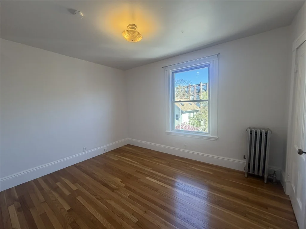 4 bed, 1 bath apartment for rent at 182 Harvard St Unit 3, Central Square — photo 14 of 20