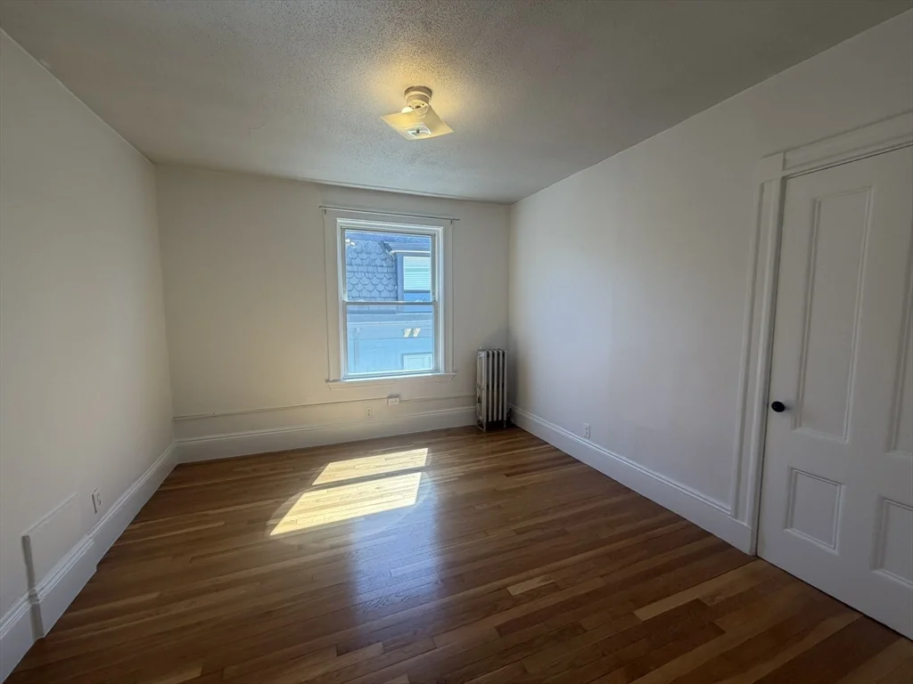 4 bed, 1 bath apartment for rent at 182 Harvard St Unit 3, Central Square — photo 10 of 20