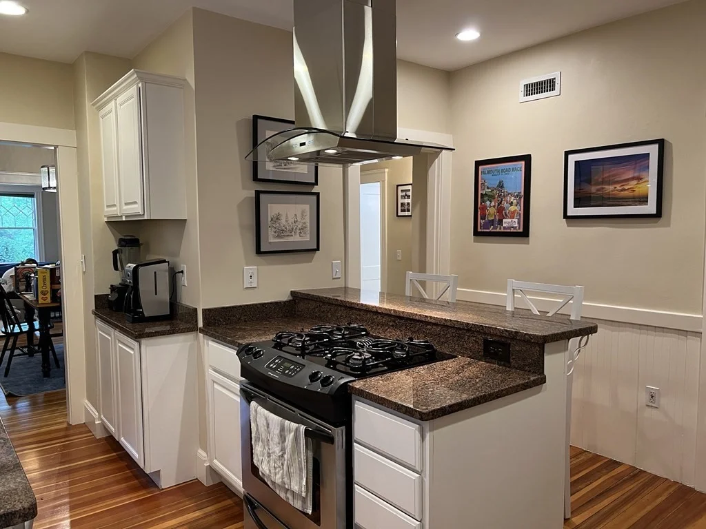 3 bed, 1 bath apartment for rent at 182 Magazine St Unit 1, Cambridgeport — photo 3 of 25