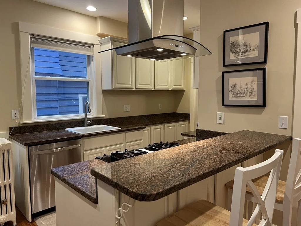 3 bed, 1 bath apartment for rent at 182 Magazine St Unit 1, Cambridgeport — photo 1 of 25