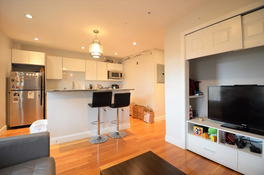 1 bed, 1 bath apartment for rent at 182 Marion St Unit 3, East Boston — photo 3 of 12