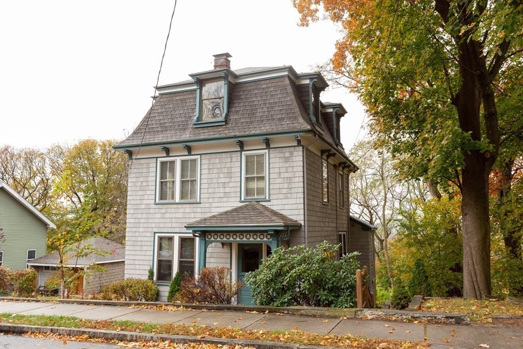 3 bed, 3 bath apartment for rent at 182 Palfrey St, Watertown — photo 1 of 42