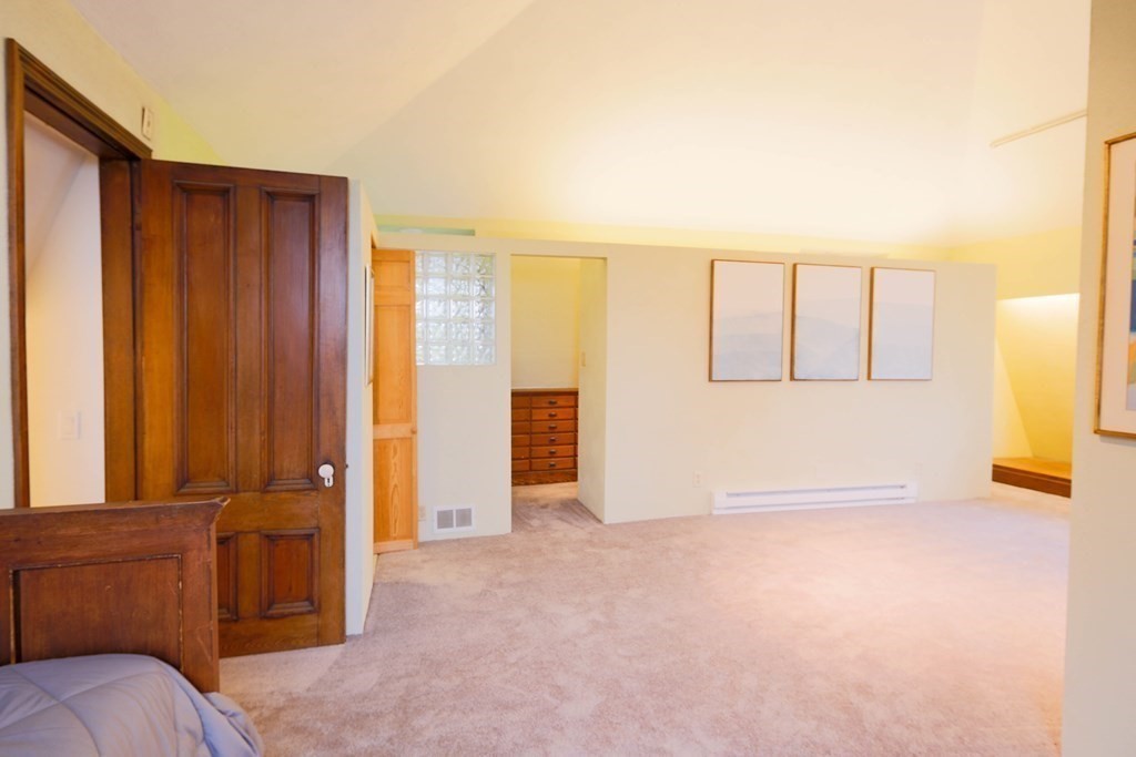 3 bed, 3 bath apartment for rent at 182 Palfrey St, Watertown — photo 30 of 42