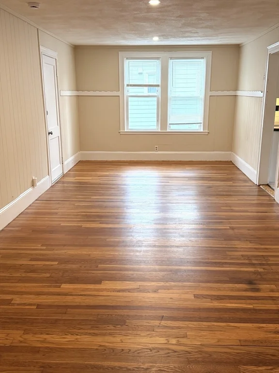 4 bed, 1 bath apartment for rent at 182 Princeton Ave Unit 182, Waltham — photo 4 of 10
