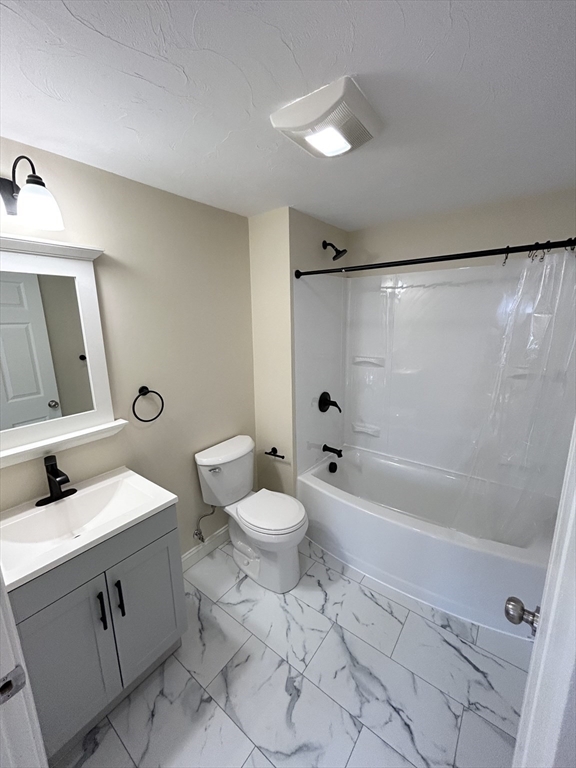 4 bed, 2 bath apartment for rent at 182 Smith St Unit 2, North Attleboro — photo 20 of 23