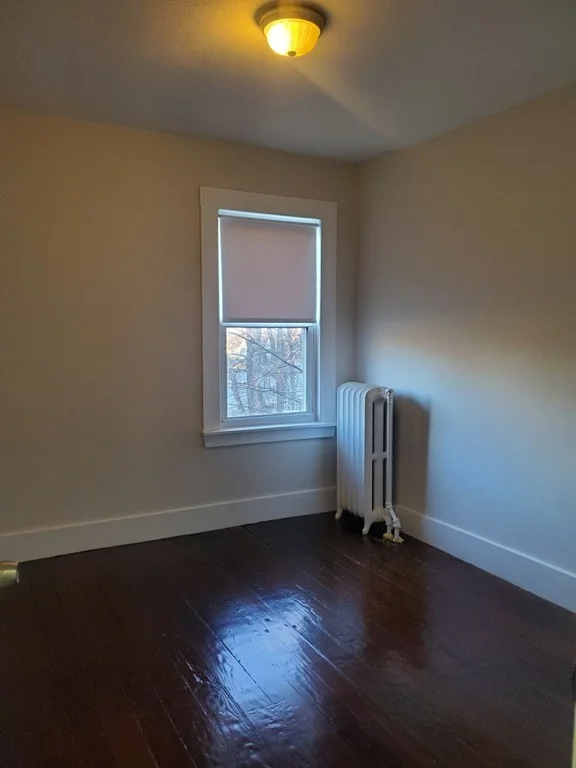 4 bed, 1 bath apartment for rent at 182 Walnut Ave Unit 2, Roxbury — photo 12 of 12