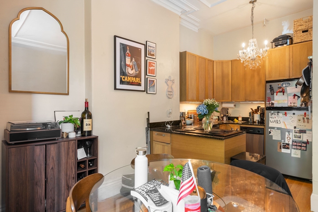 1 bed, 1 bath apartment for rent at 182 West Brookline St Unit 2, South End — photo 5 of 12