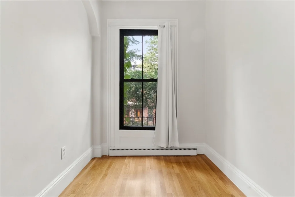1 bed, 1 bath apartment for rent at 182 West Brookline St Unit 3, South End — photo 23 of 28