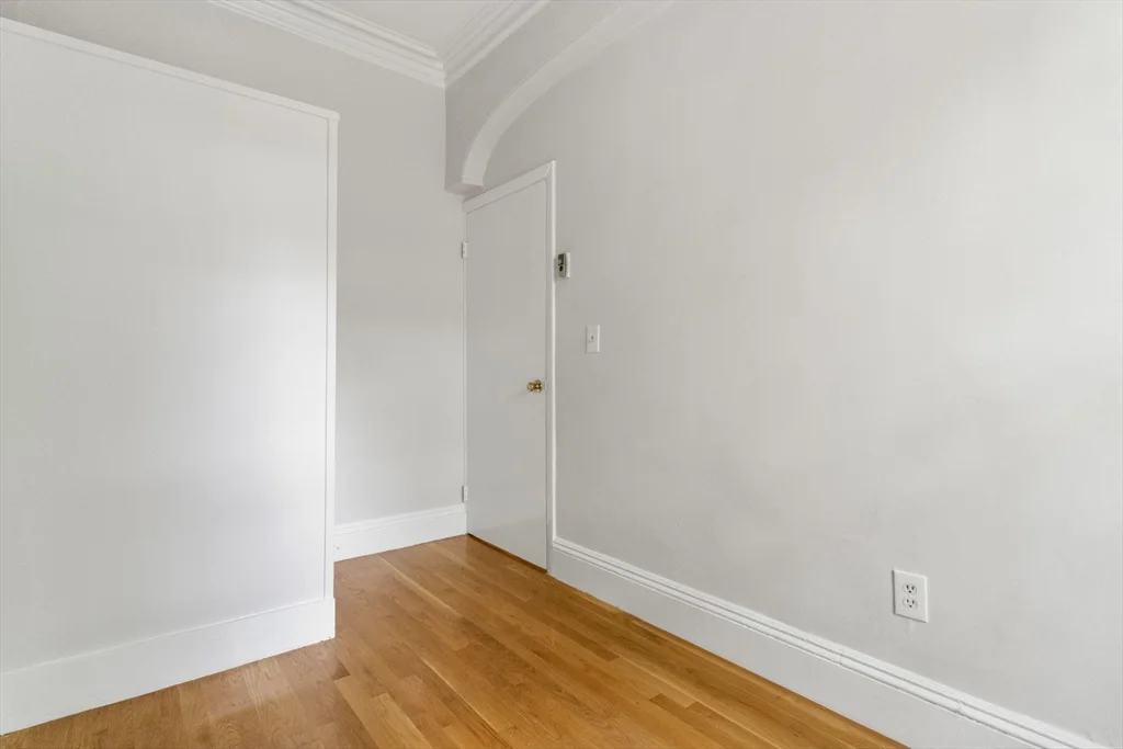 1 bed, 1 bath apartment for rent at 182 West Brookline St Unit 3, South End — photo 21 of 28