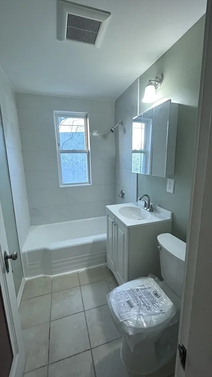 3 bed, 1 bath apartment for rent at 182 West St Unit 1, Edgeworth — photo 8 of 8
