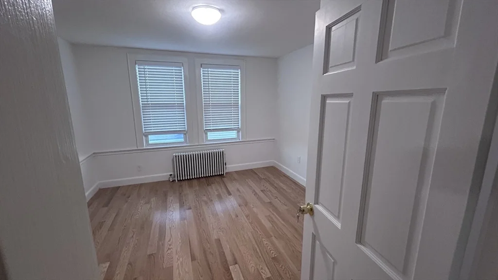 3 bed, 1 bath apartment for rent at 182 West St Unit 1, Edgeworth — photo 4 of 8
