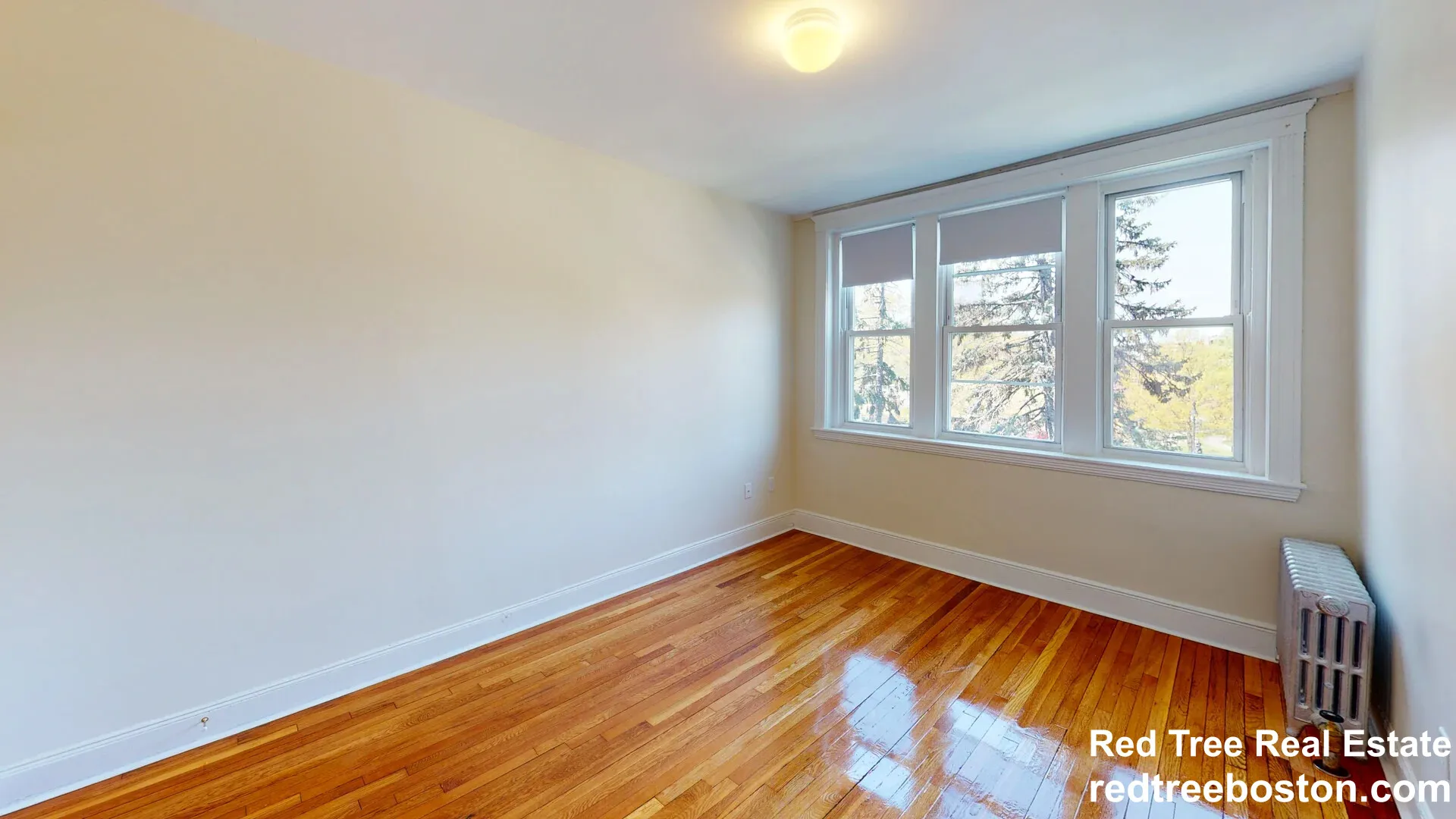 3 bed, 1 bath apartment for rent at 1820 Commonwealth Ave Unit 14, Brighton — photo 4 of 11