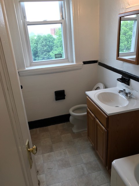 3 split bed, 1 bath apartment for rent at 1820 Commonwealth Ave Unit 266, Brighton — photo 21 of 24