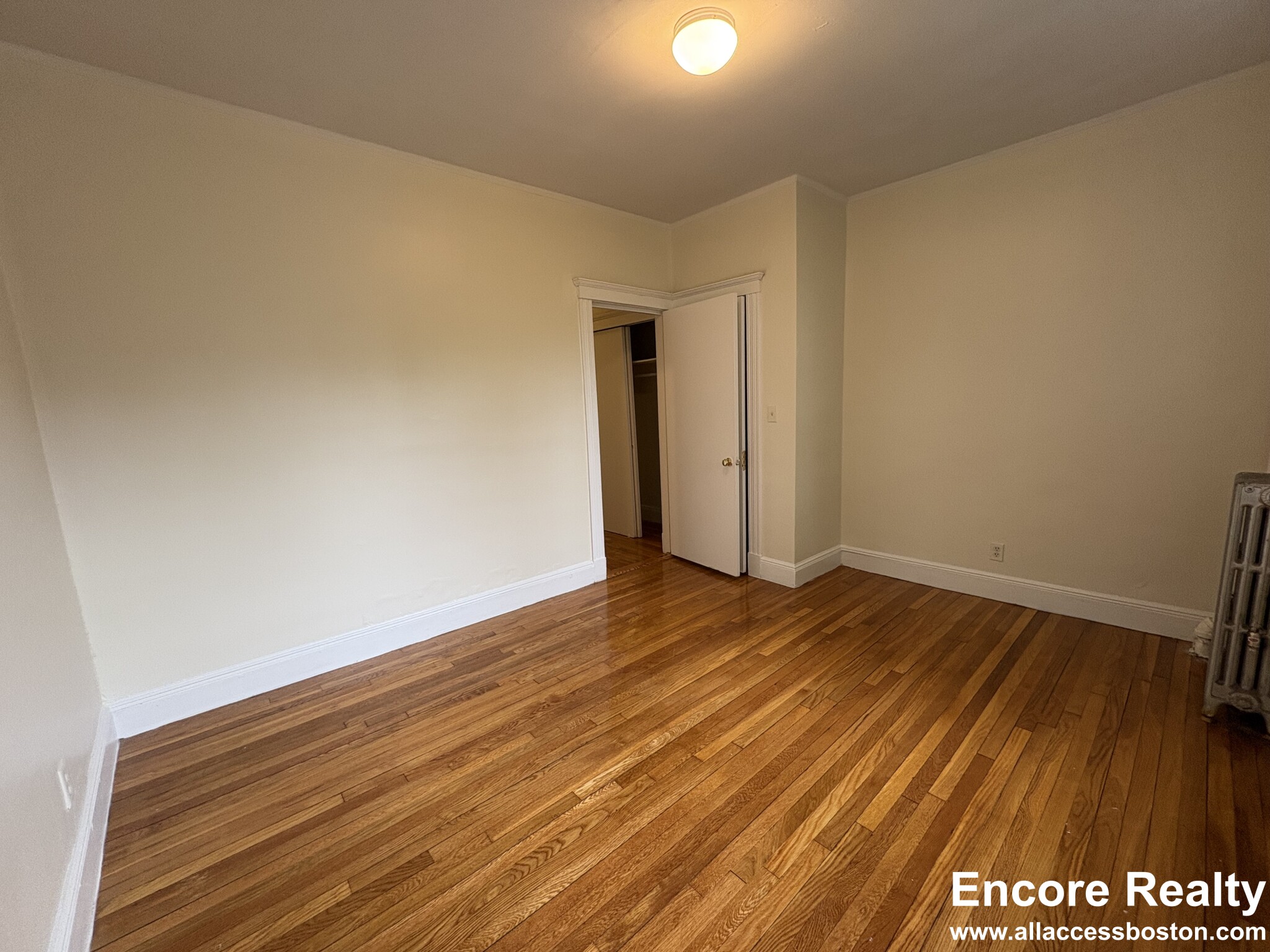 3 split bed, 1 bath apartment for rent at 1820 Commonwealth Ave Unit 266, Brighton — photo 11 of 24