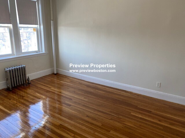1 bed, 1 bath apartment for rent at 1820 Commonwealth Ave Unit 29P, Brighton — photo 2 of 5