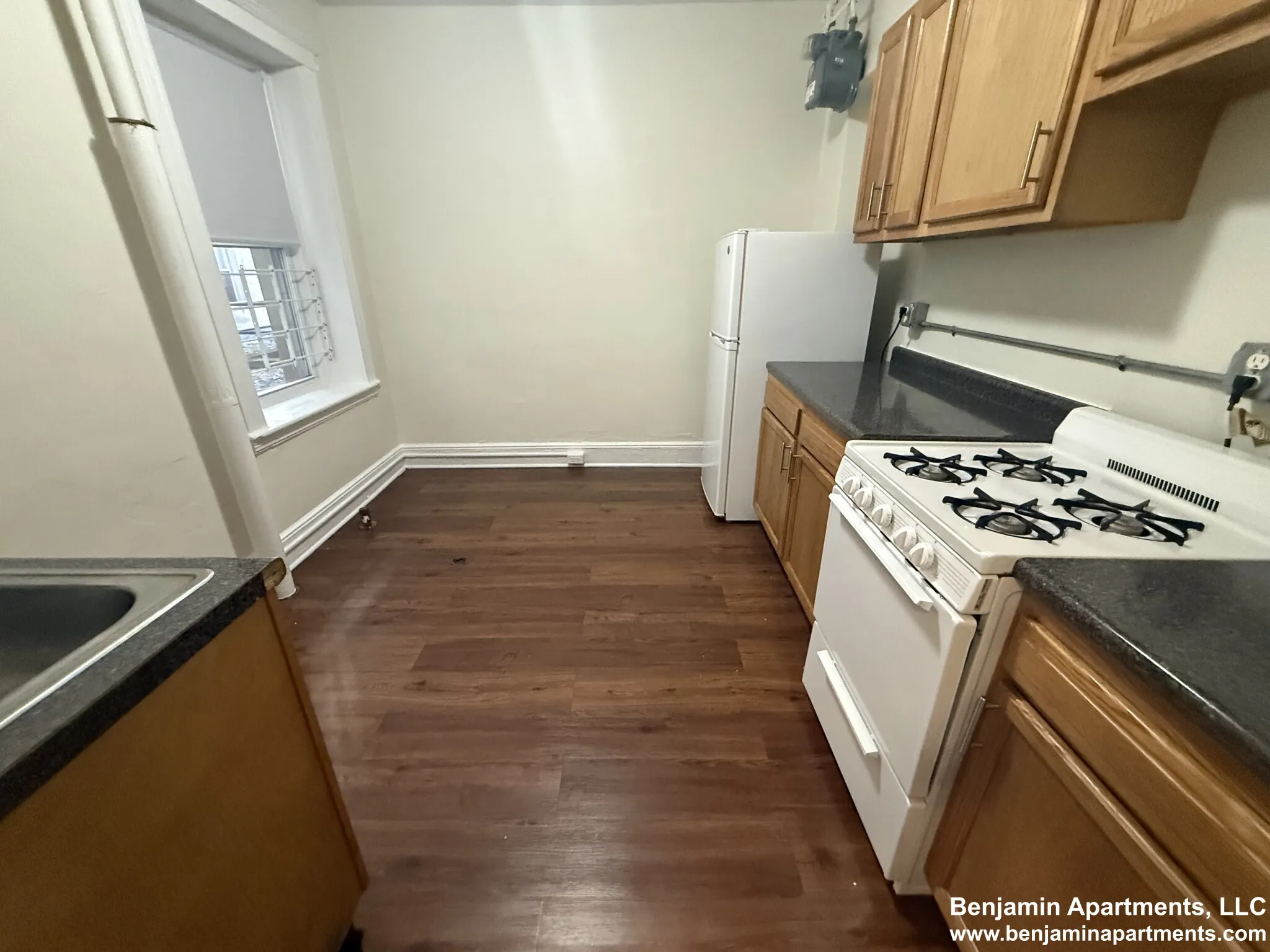 1 bed, 1 bath apartment for rent at 1820 Commonwealth Ave Unit 4, Brighton — photo 2 of 9