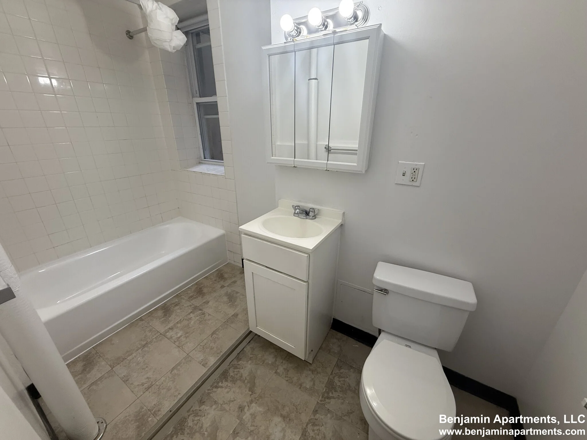 1 bed, 1 bath apartment for rent at 1820 Commonwealth Ave Unit 4, Brighton — photo 9 of 9