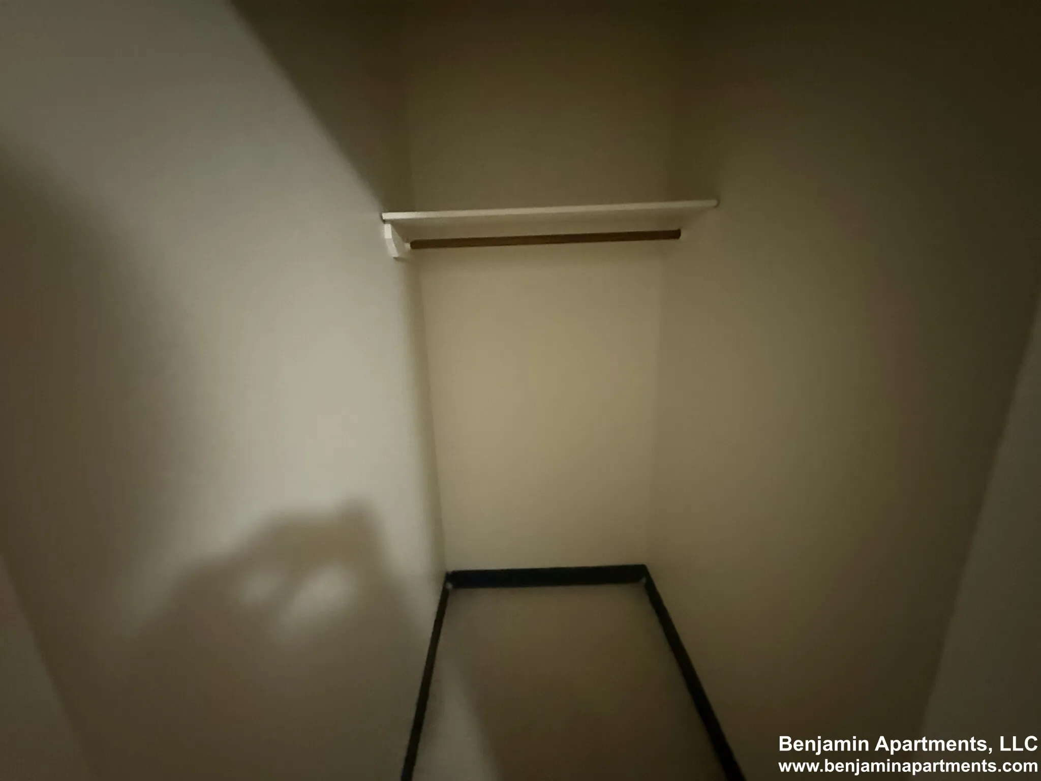 1 bed, 1 bath apartment for rent at 1820 Commonwealth Ave Unit 4, Brighton — photo 5 of 9