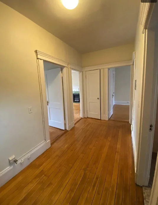 2 bed, 1 bath apartment for rent at 1822 Beacon St Unit 07, Brookline — photo 4 of 6